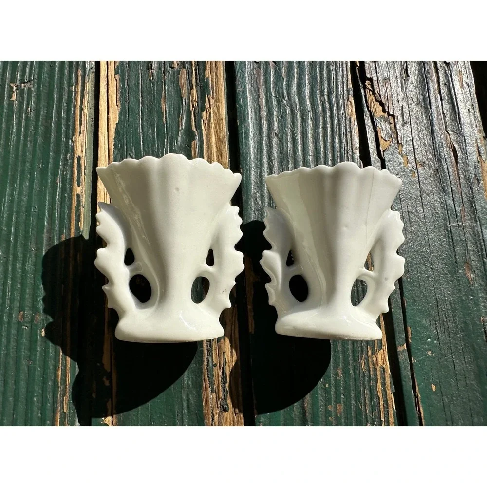 Vintage White Porcelain Miniature Cornucopia Bud Vases Set of 2 Floral‎ Applied